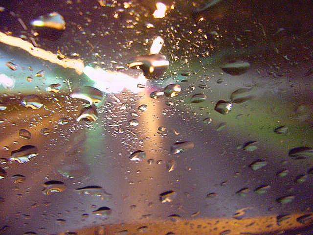 03_rain_windshield02.jpg
