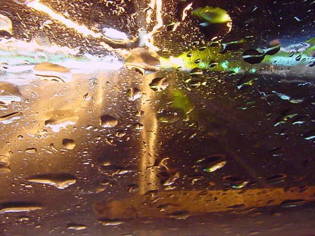 03_rain_windshield10.jpg