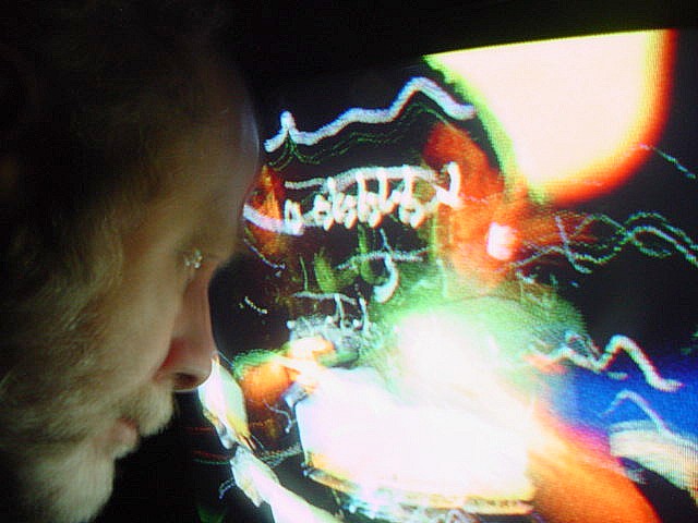 03_self_move_tv1.jpg