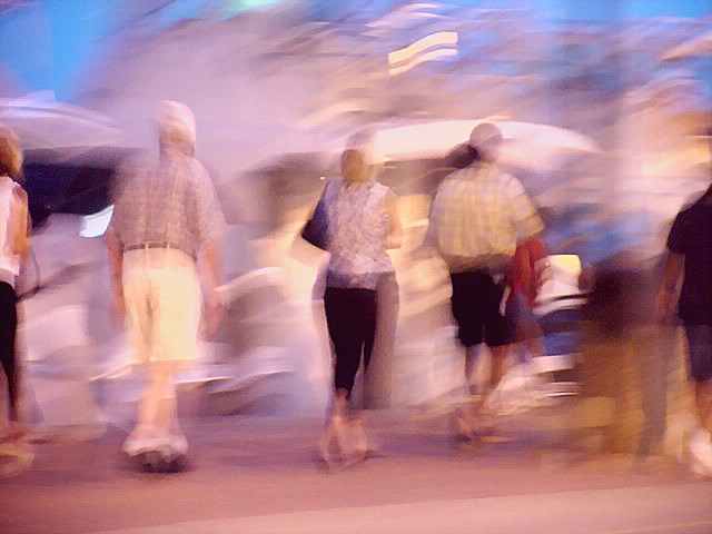 walkmove06.jpg