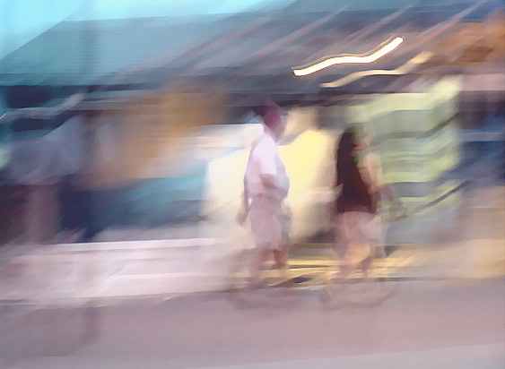 walkmove12.jpg
